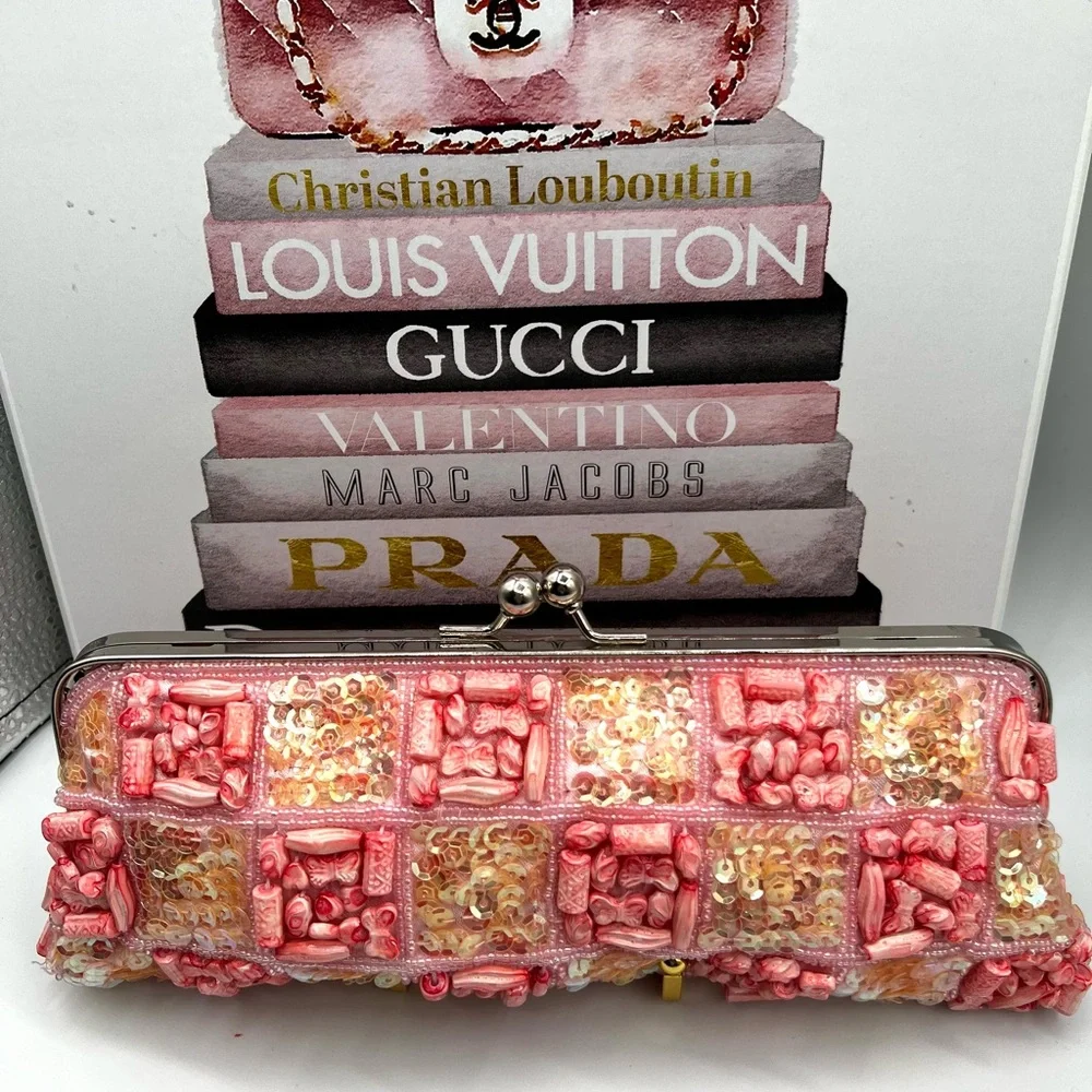 Beaded Pink Sequin Kisslock Clutch - Picture 2 of 9